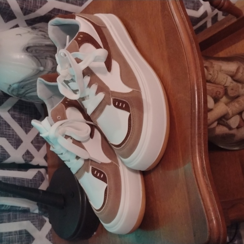 CCBD Sneakers